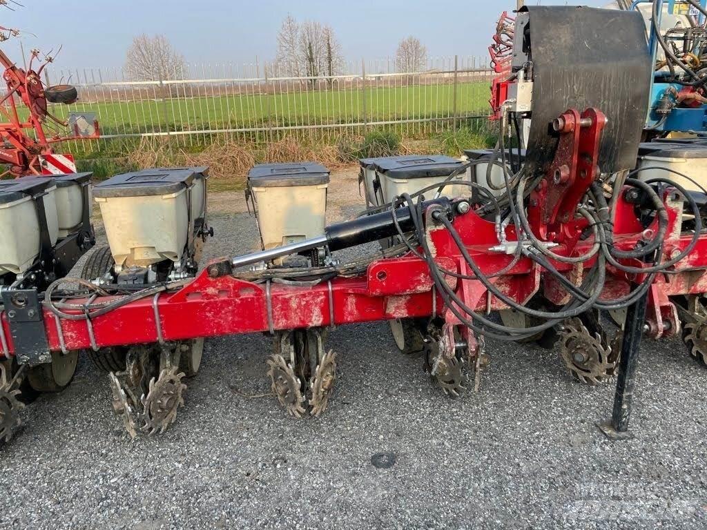 Kinze 8 FILE Istutuskoneet