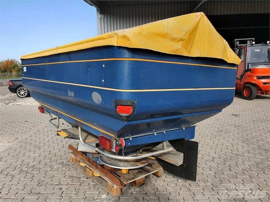 Bogballe M2W Lannoitteenlevittimet
