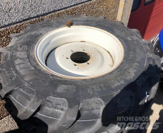Mitas 460/70R24 Renkaat ja vanteet