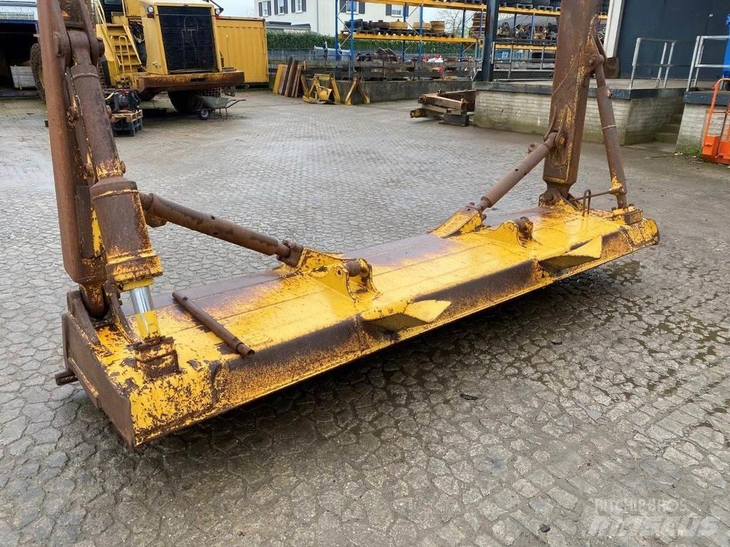 CAT D65 PX Puskulevyt
