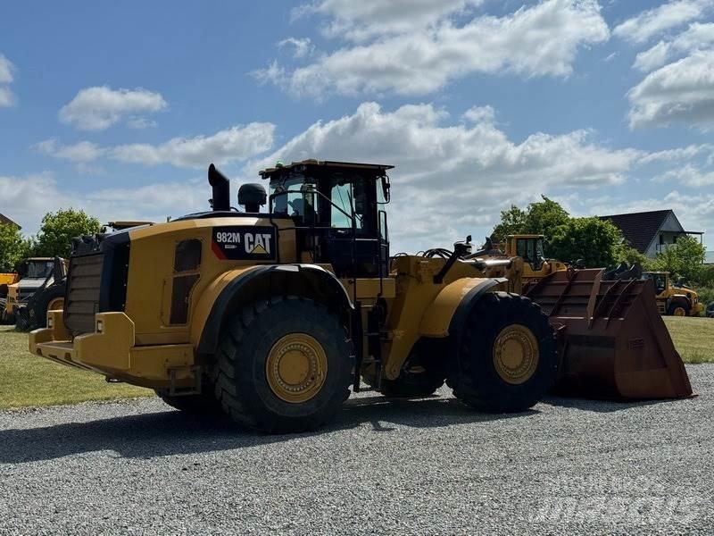CAT 982 M Pyöräkuormaajat