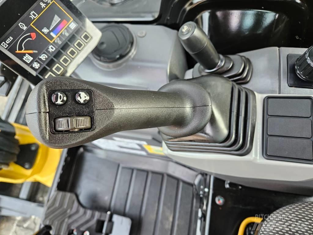 CAT 303 CR Minikaivukoneet < 7t