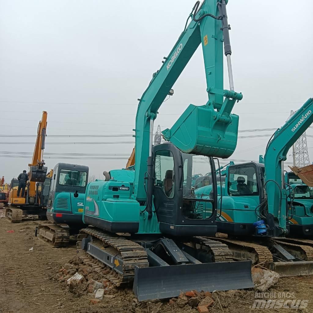 Kobelco SK75-8 Midikaivukoneet 7t - 12t