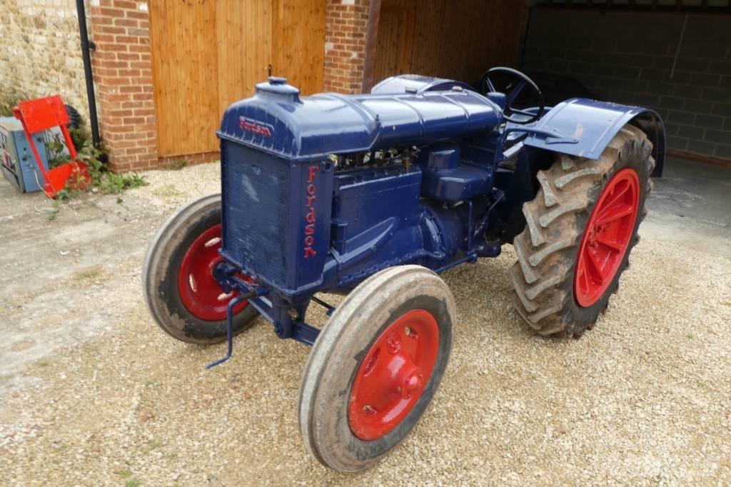  standard fordson Traktorit