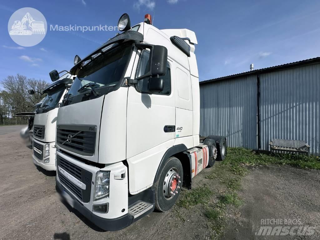 Volvo FH 440 Puscher Vetopöytäautot