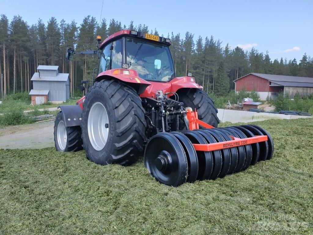  Rehujyrä 3300 Muut heinä- ja tuorerehukoneet