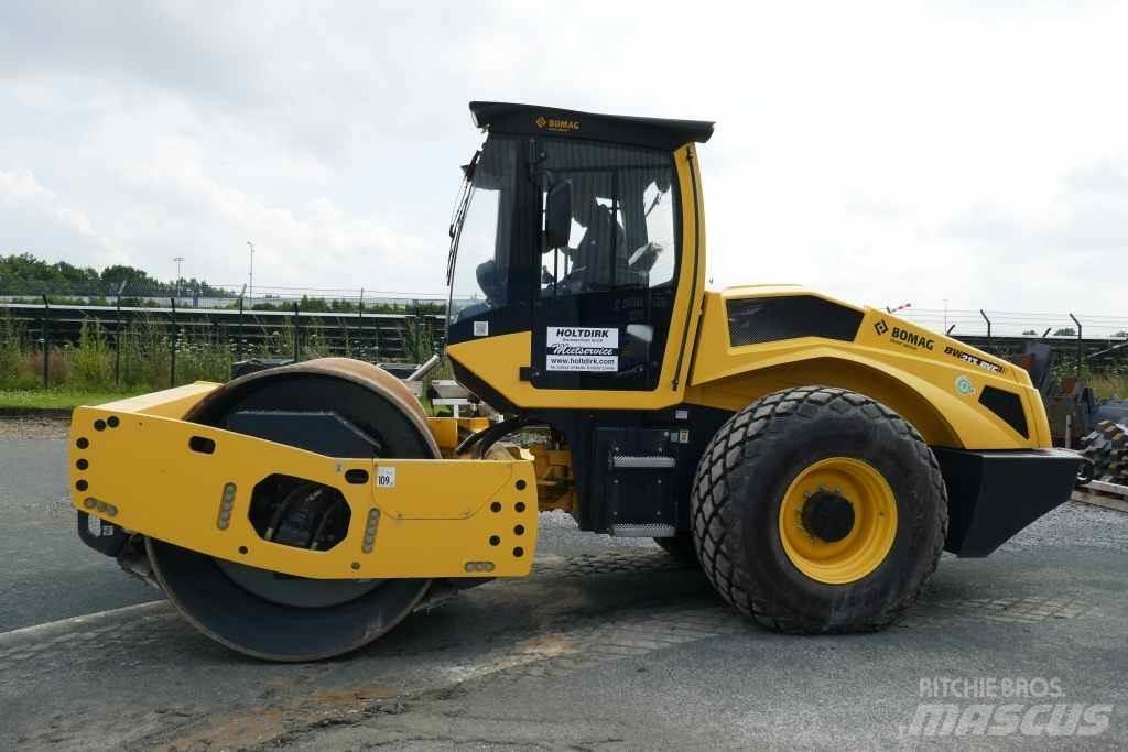Bomag BW 213 BVC-5 Tiivistyskoneet