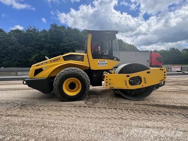 Bomag BW 213 BVC-5 Tiivistyskoneet