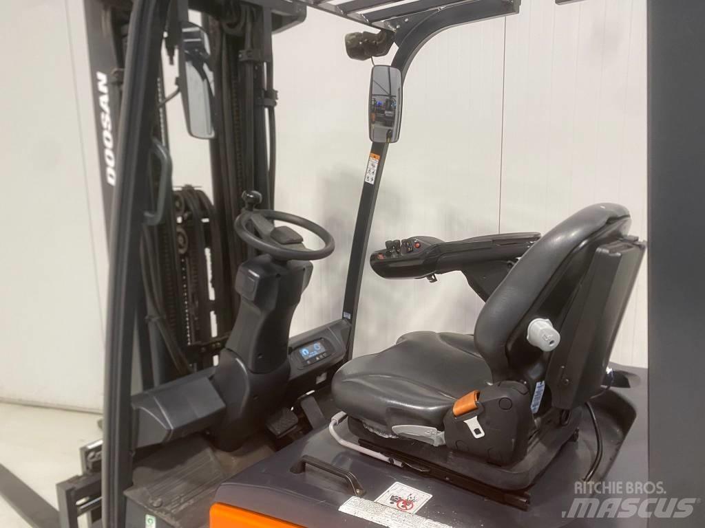 Doosan B18X-7 Sähkötrukit