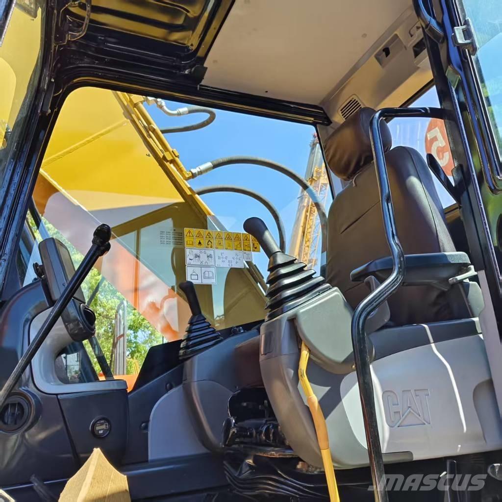 CAT 320 D Telakaivukoneet