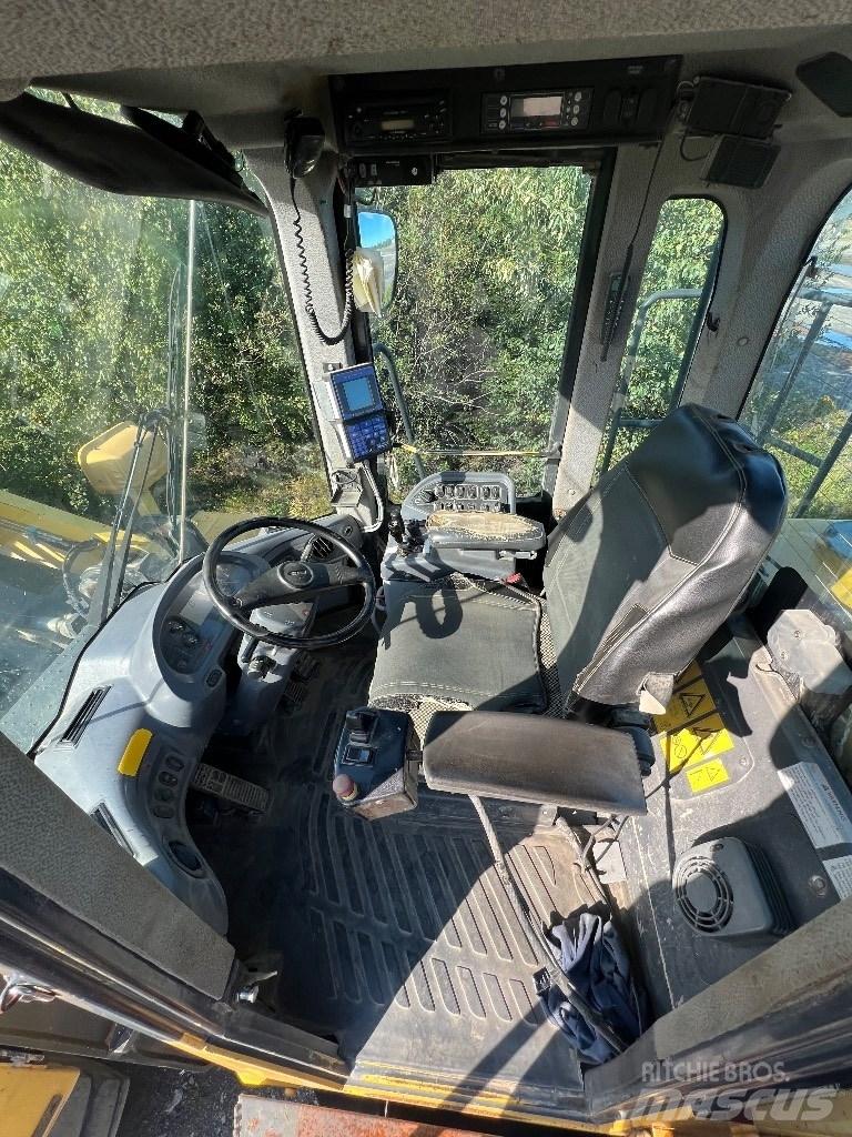 Komatsu WA 500-6 Pyöräkuormaajat