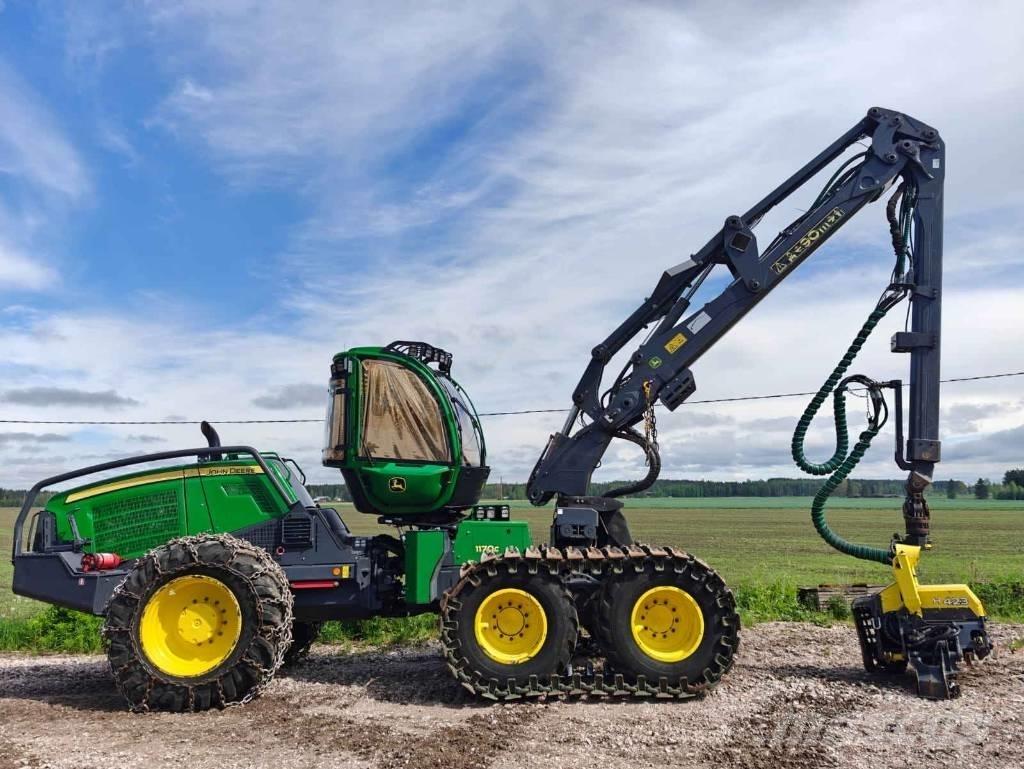 John Deere 1170 G Harvesterit