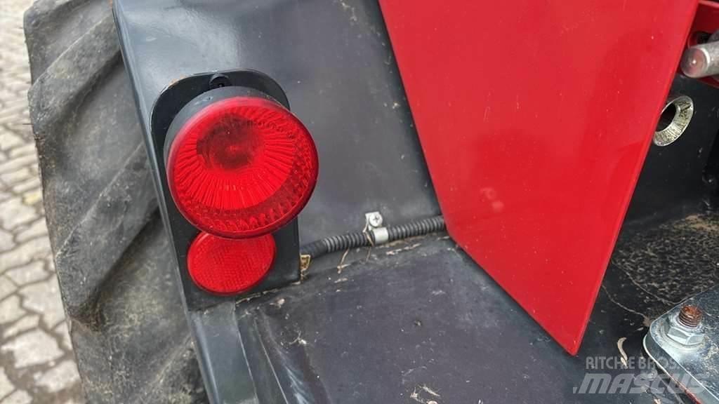 Schäffer 4670 Pyöräkuormaajat