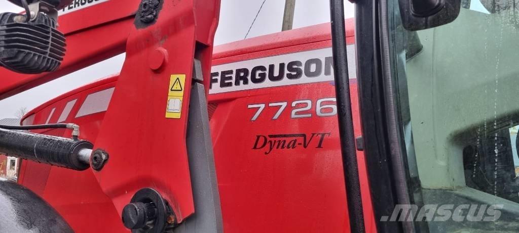 Massey Ferguson 7726 Traktorit