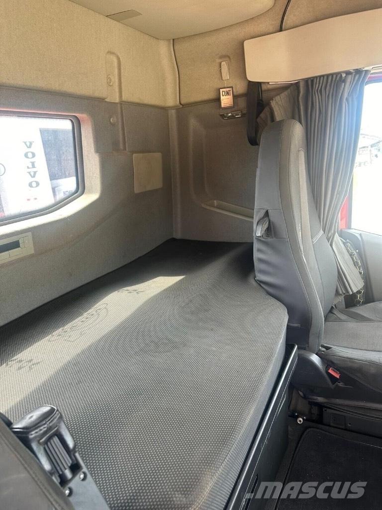 Volvo FH 13 540 Vetopöytäautot