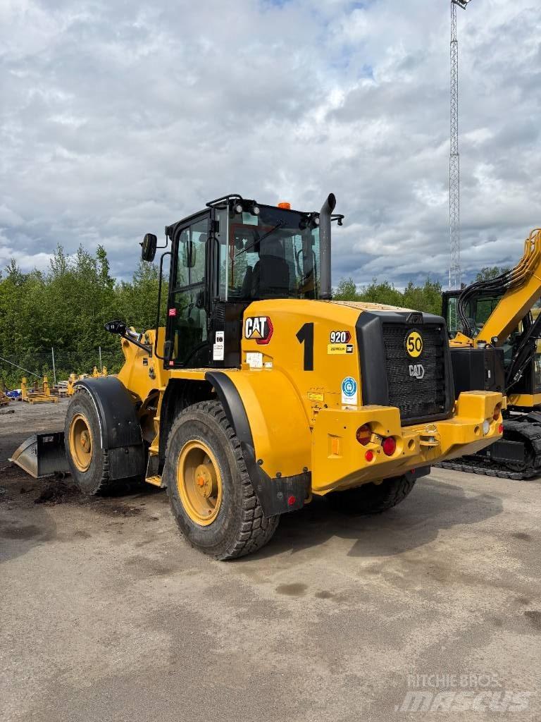 CAT 920 Pyöräkuormaajat