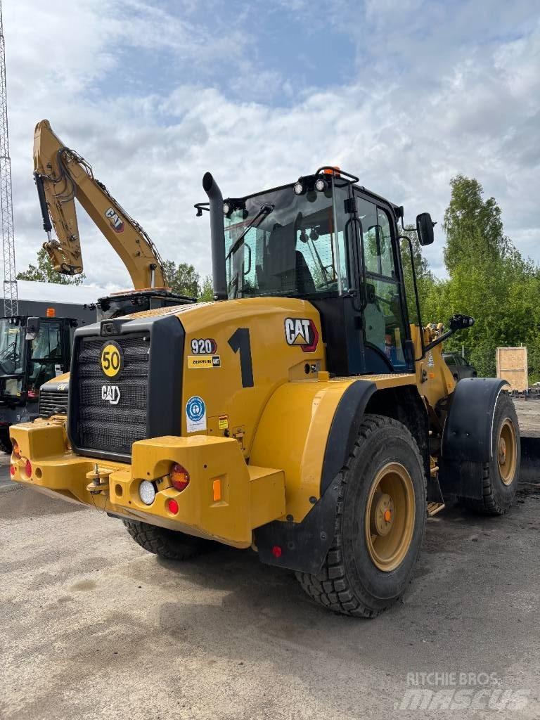CAT 920 Pyöräkuormaajat