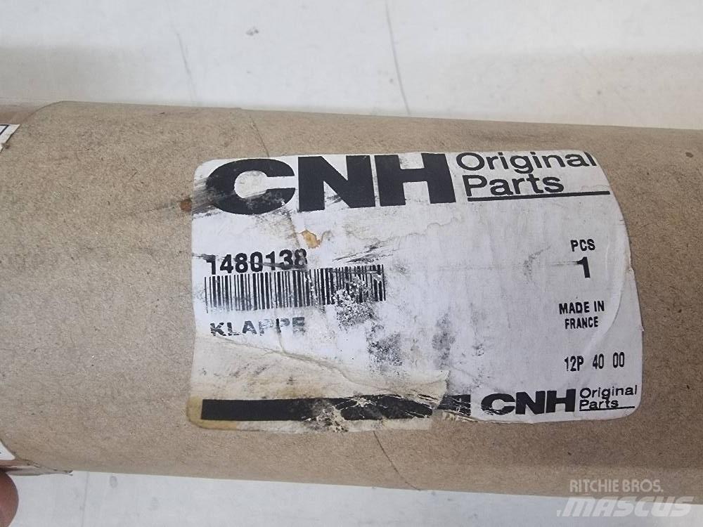 O&K RH/MH  1480138 Ohjaamo ja sisusta