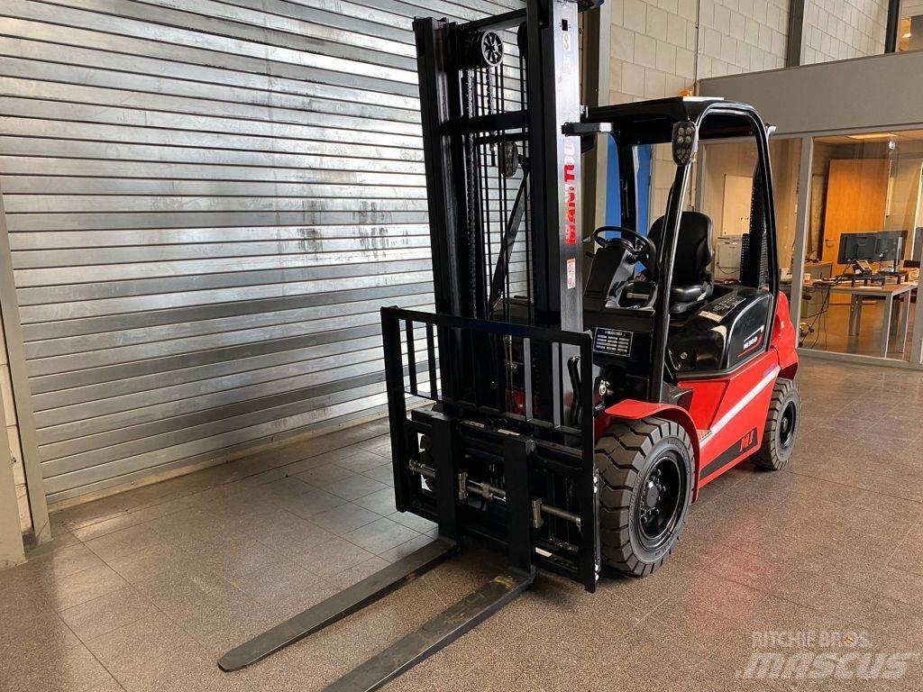 Manitou MI 30 D Dieseltrukit