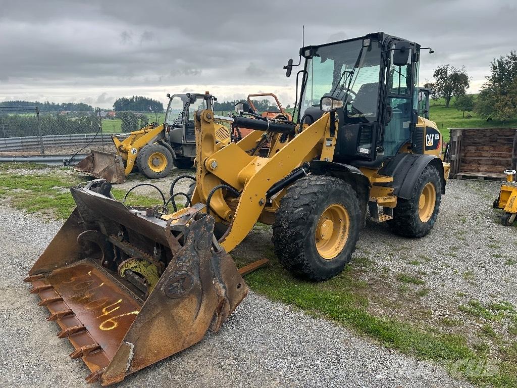 CAT 908M Radlader Pyöräkuormaajat