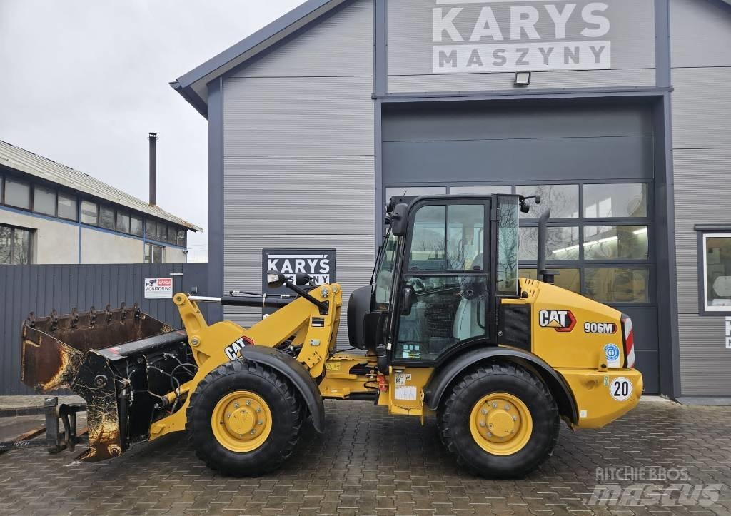 CAT 906M Pyöräkuormaajat