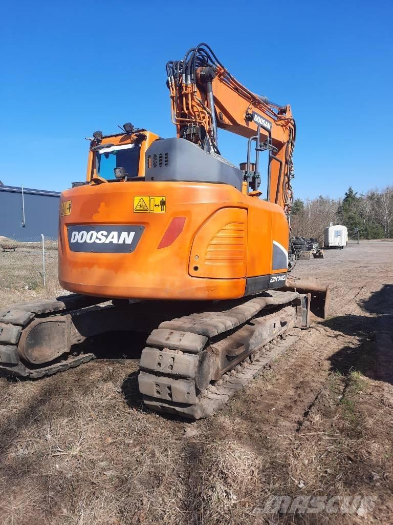 Doosan DX140LCR-5 Telakaivukoneet