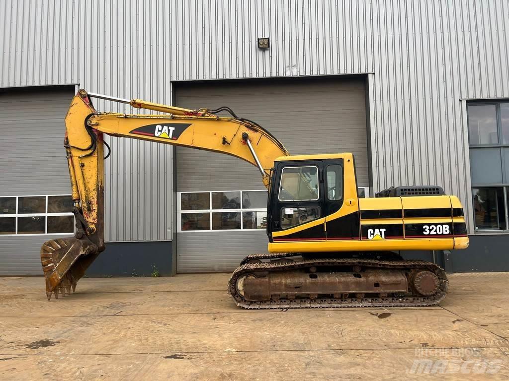 CAT 320B Erikoiskaivinkoneet