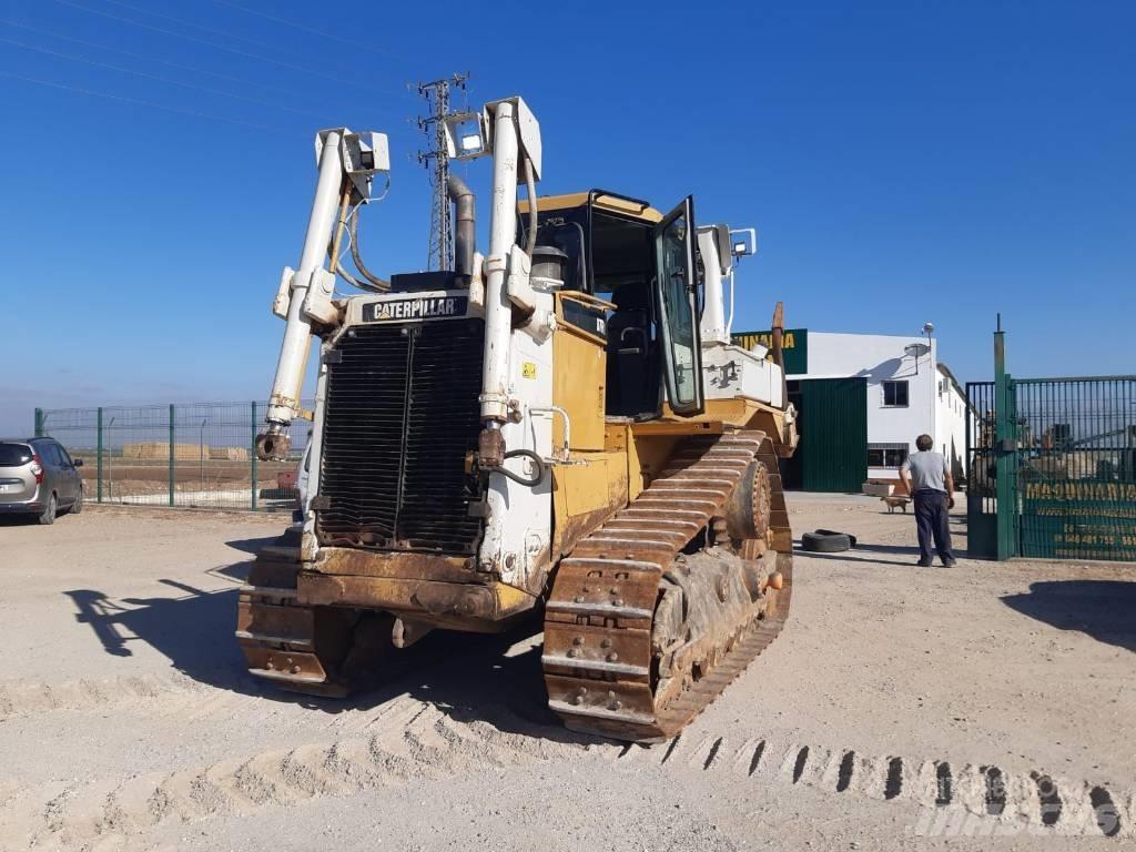 CAT D 7 R II Telaketjupuskutraktorit