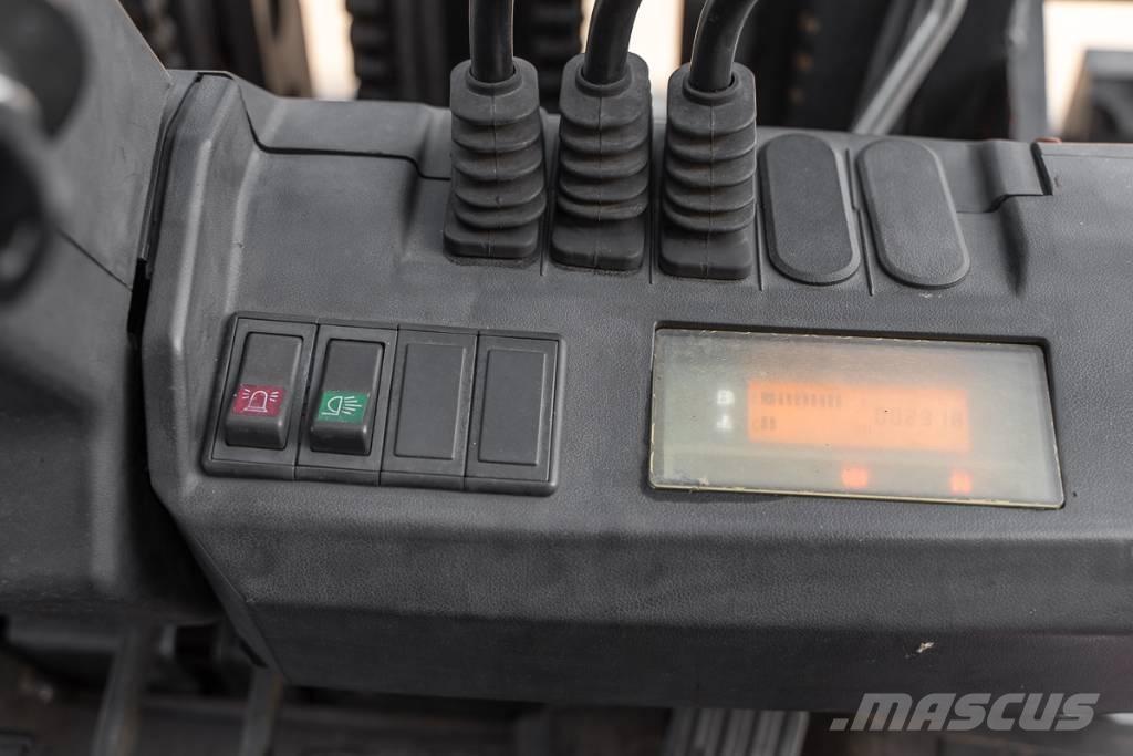 Manitou MI 35 D Dieseltrukit
