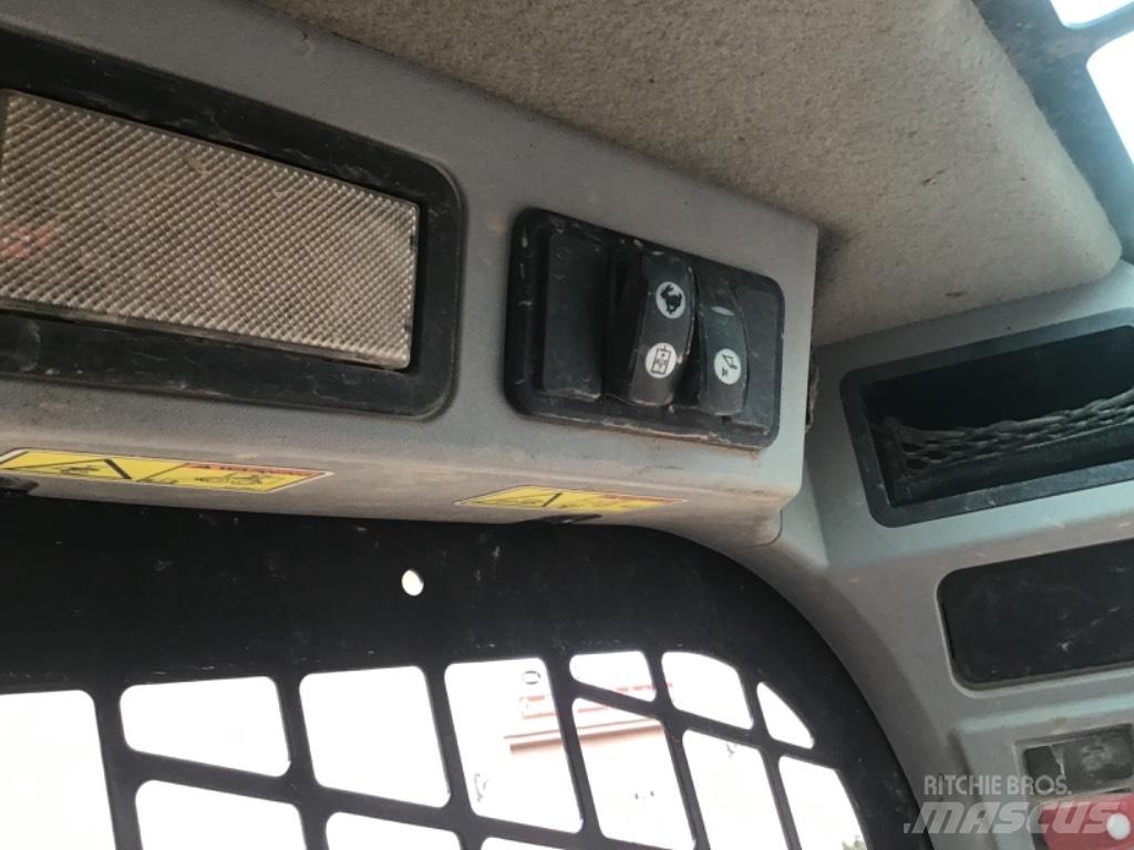 CAT 259 D Liukuohjatut kuormaajat