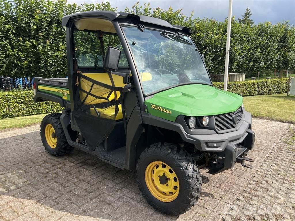 John Deere XUV865M Mönkijät