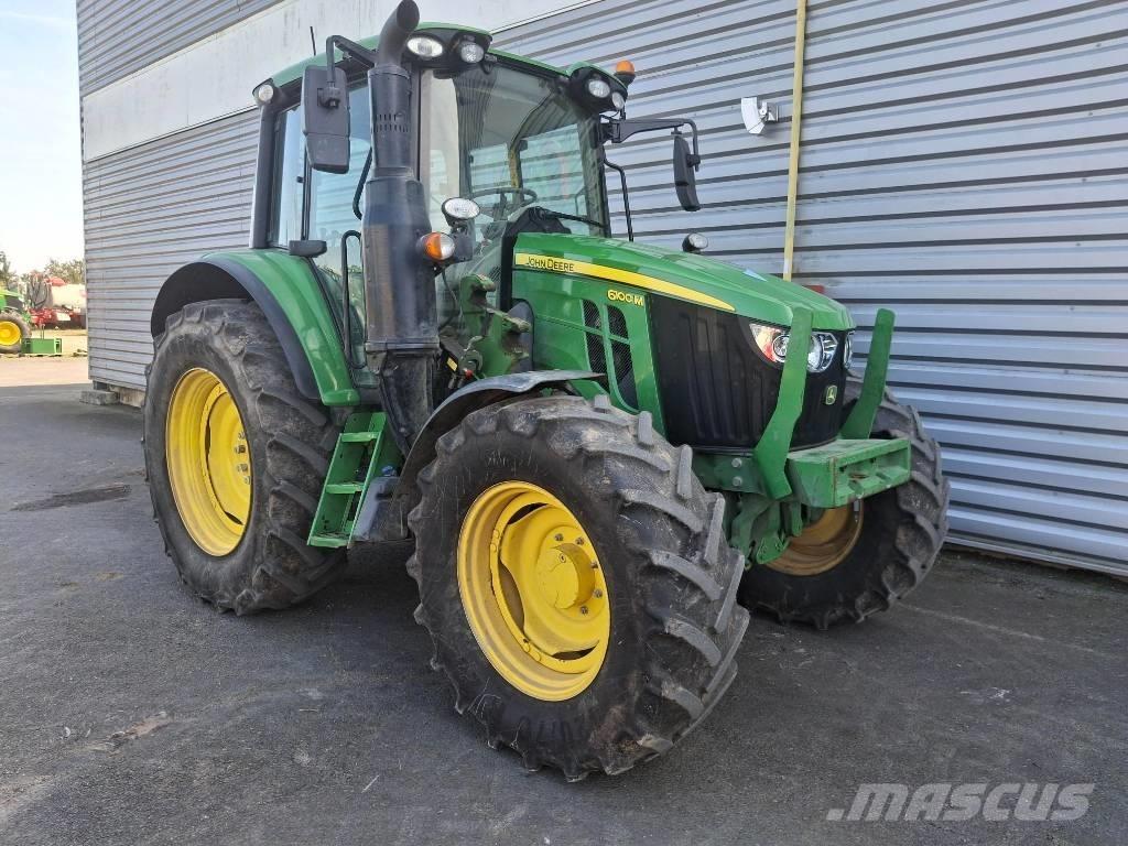 John Deere 6100M Traktorit