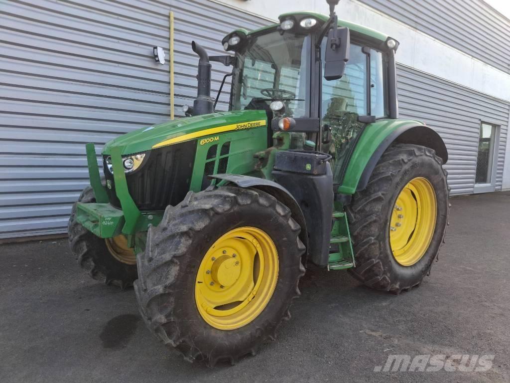John Deere 6100M Traktorit