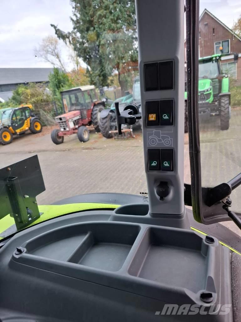 CLAAS Arion 410 Traktorit