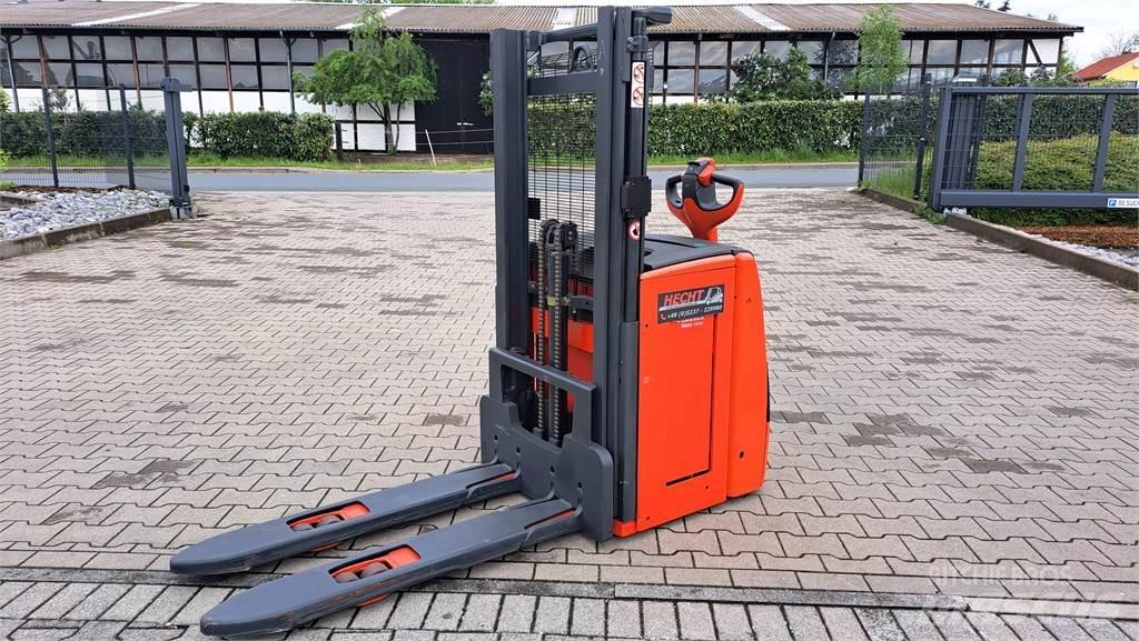 Linde L14- BR1173 Käyden ajettavat pinoamistrukit