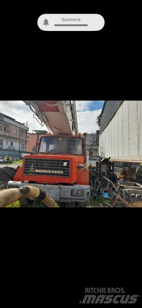  Massarenti SR 3500. Kaivonporauslaitteet