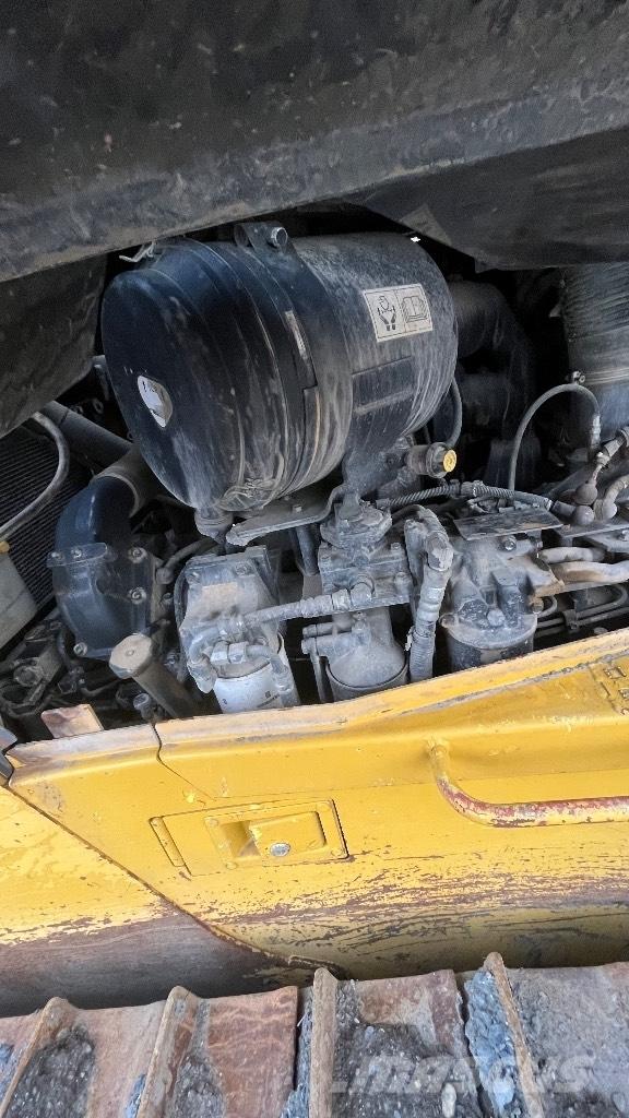 Komatsu Px85-15eu Telaketjupuskutraktorit