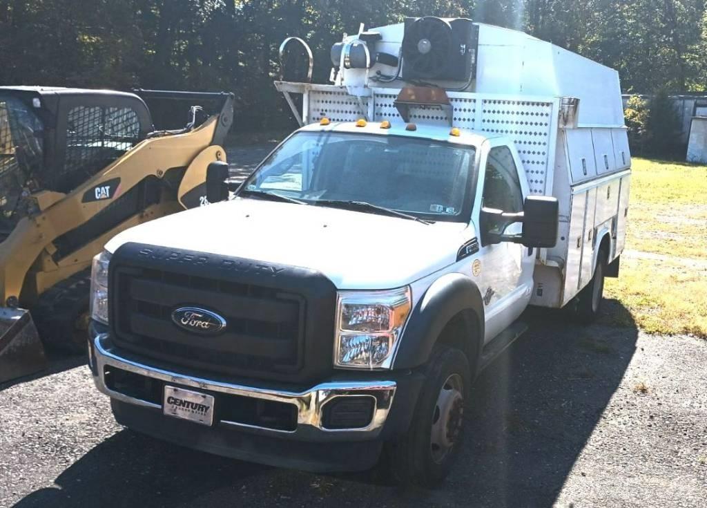 Ford F 550 XL SD Tienhoitoautot