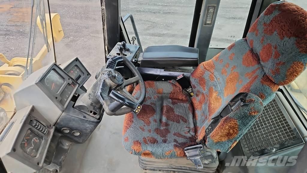 CAT 962 G Pyöräkuormaajat