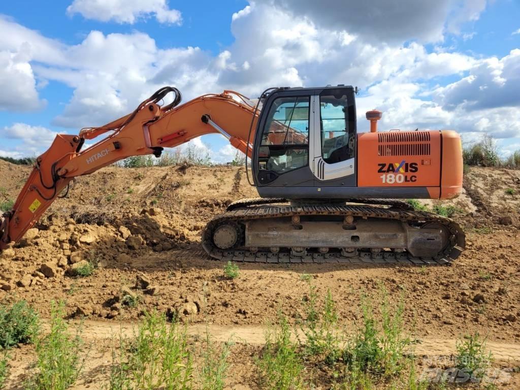 Hitachi 180 Telakaivukoneet