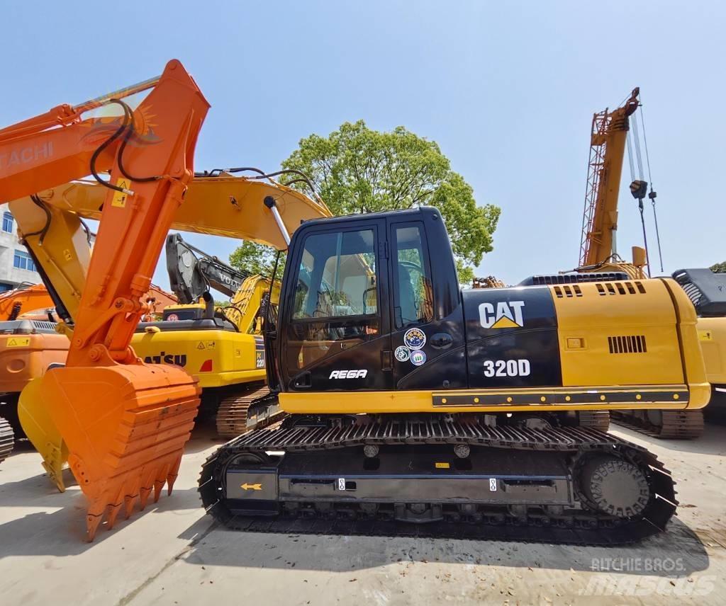 CAT 320 D Telakaivukoneet