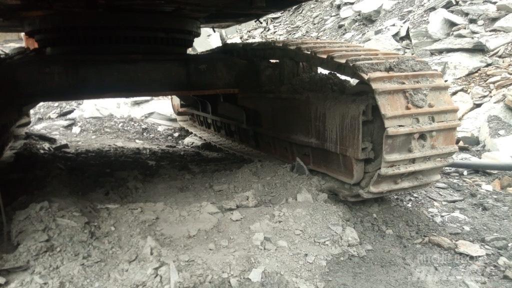 CAT 352 F Telakaivukoneet