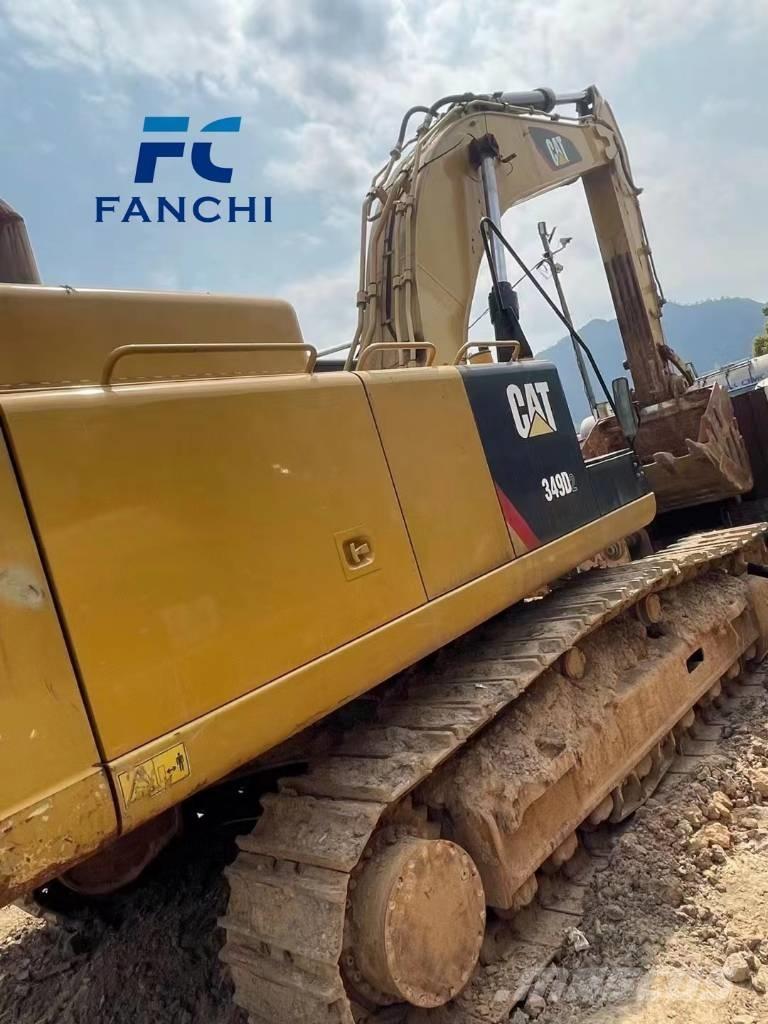 CAT 349 D 2 L Telakaivukoneet