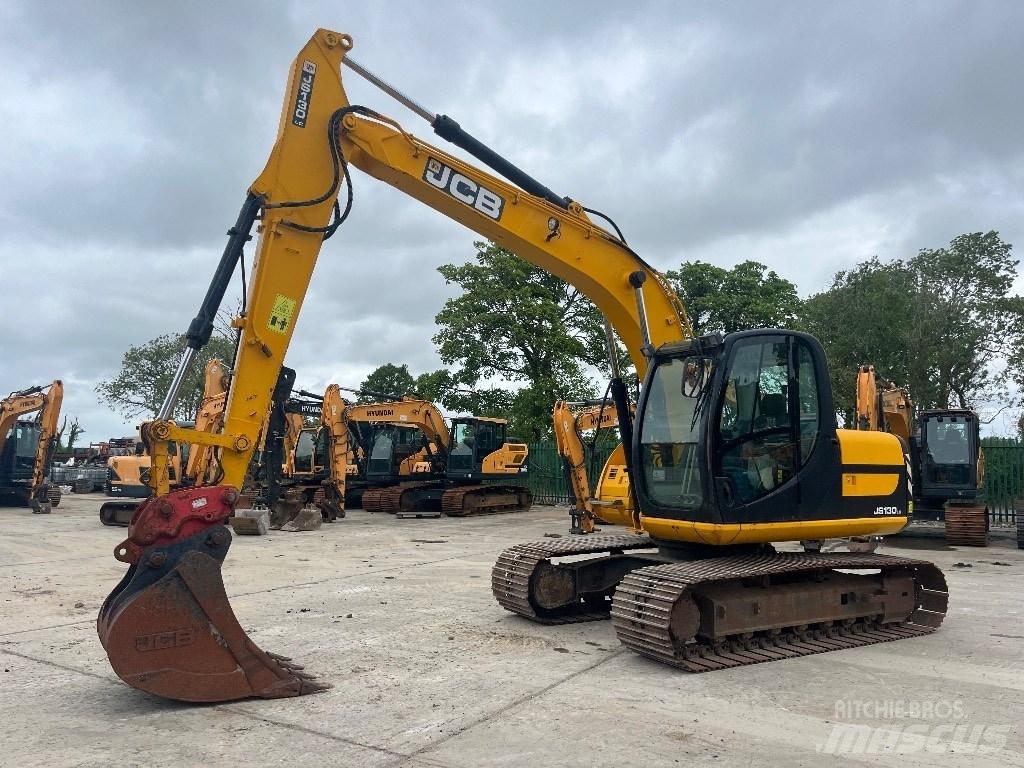 JCB JS 130 Telakaivukoneet