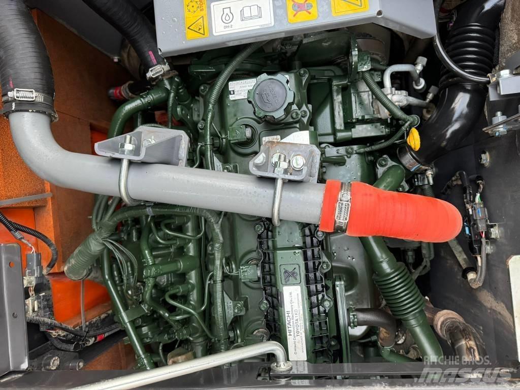 Hitachi ZX 130-7 Telakaivukoneet