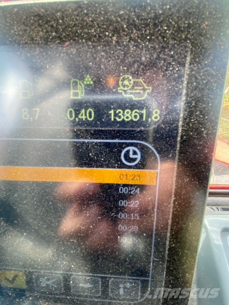 Komatsu 895 Kuormatraktorit