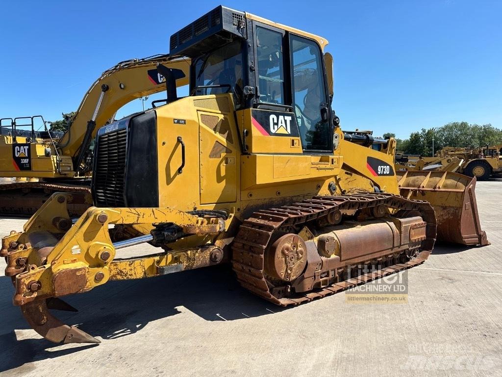 CAT 973D Telakuormaajat