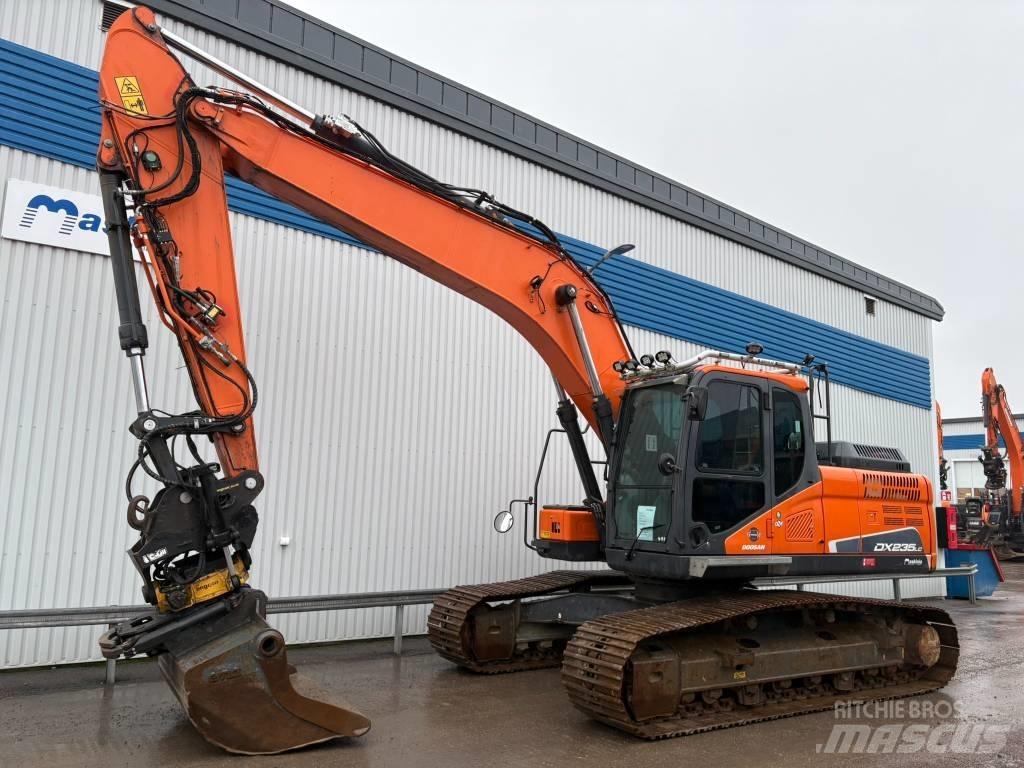 Doosan DX235LC-5 Telakaivukoneet