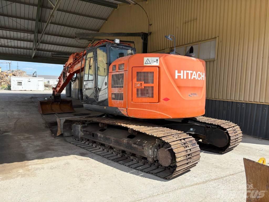 Hitachi ZX 225 Telakaivukoneet