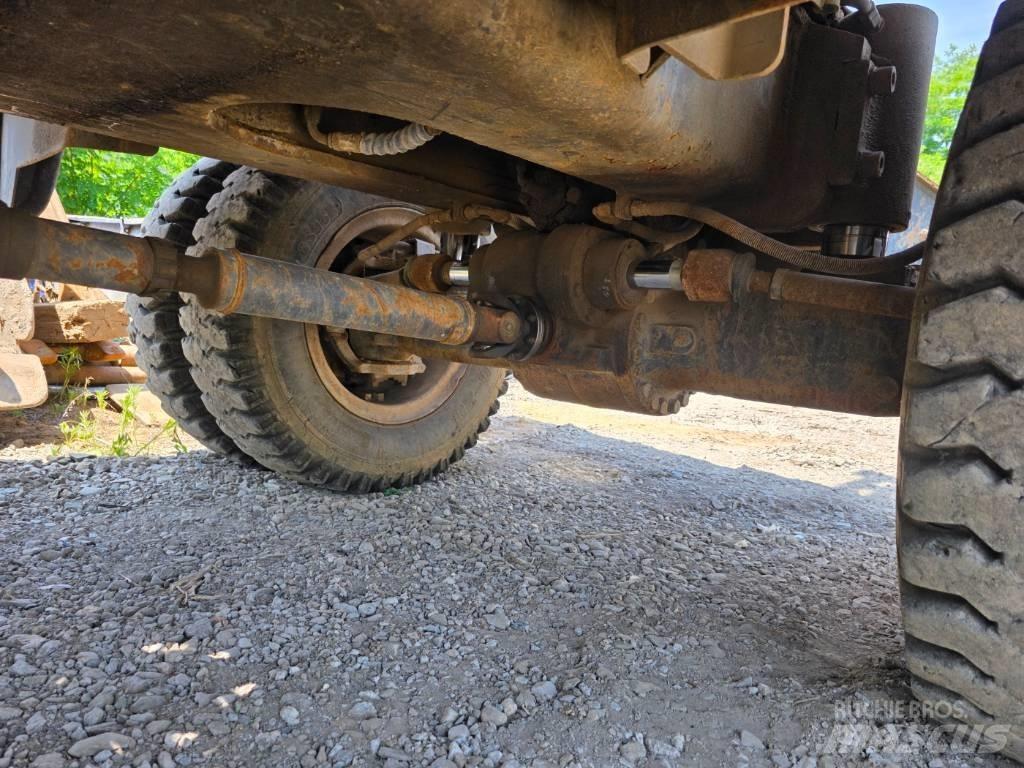 Doosan DX 210 W Pyöräkaivukoneet